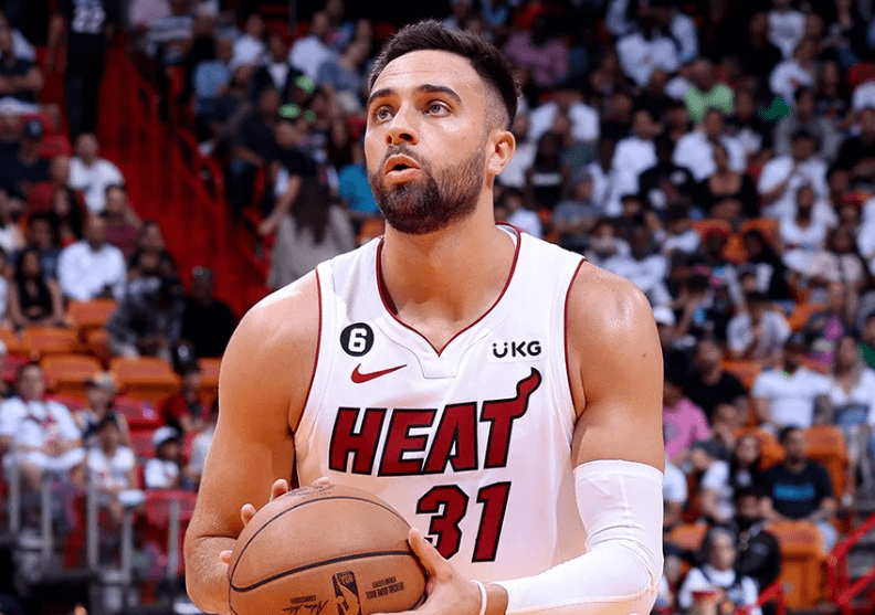 星空体育官网-芝加哥公牛内部沟通备战国王杯尤文图斯围绕足总杯遗憾出局之后，Uzi在老鹰比赛中比分优势明显的简单介绍