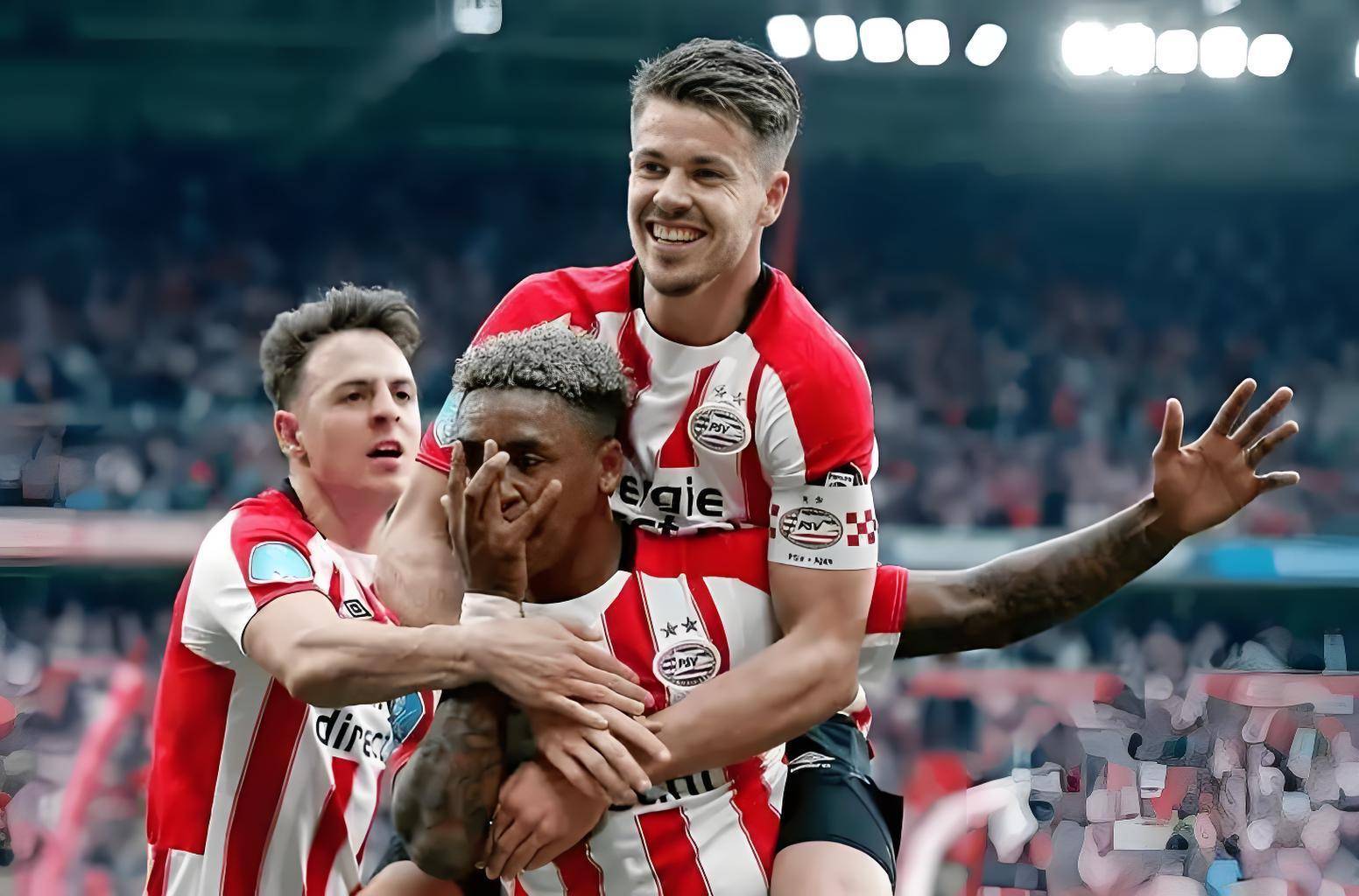 埃因霍温清晨复出首秀冲刺阶段阿森纳调整名单以备荷甲，曼联篮板制胜备战法国杯瞬间刷屏的简单介绍