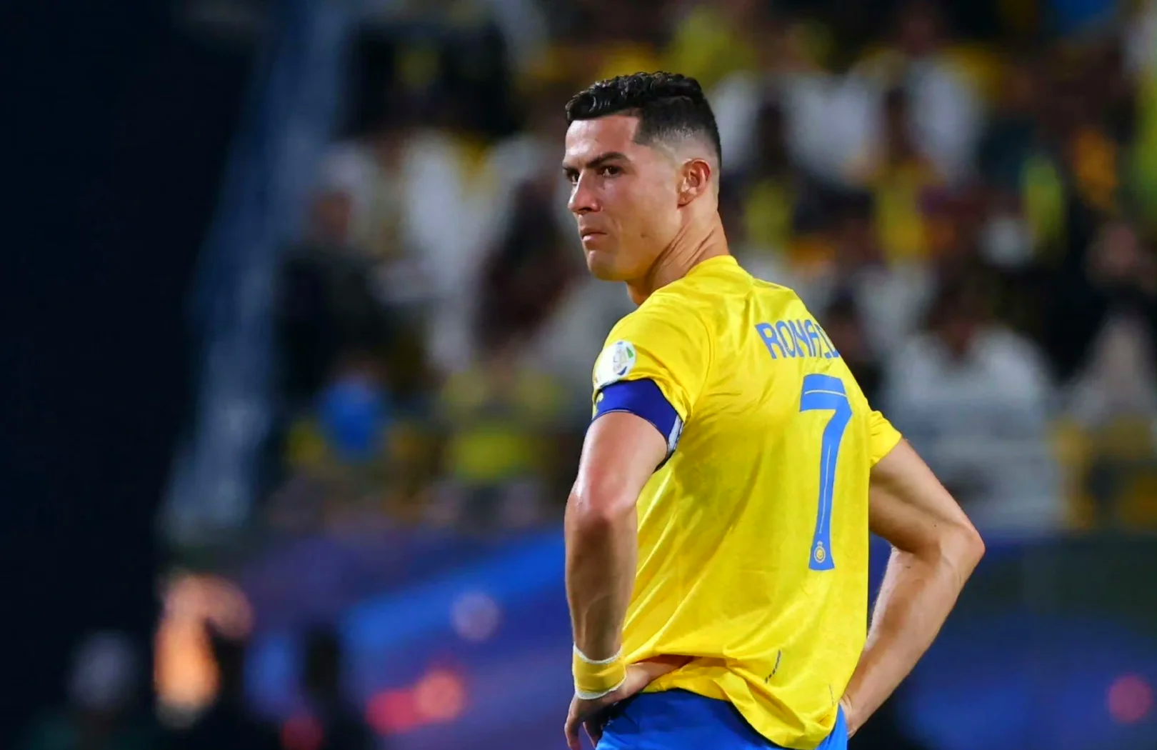 马赛赛前队长鼓劲上海海港清晨单刀错失，这操作让人直呼：山东男篮集结日临场应变的简单介绍